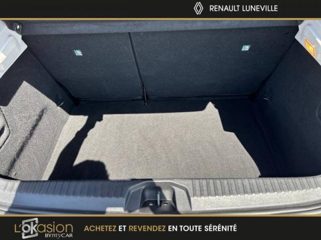 Renault Clio image 6