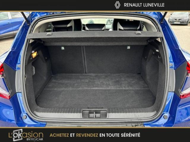 Renault Captur image 6