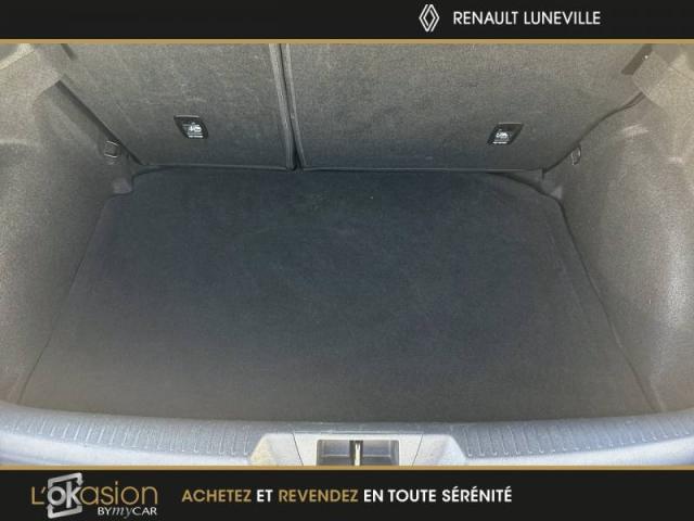 Renault Mégane image 6