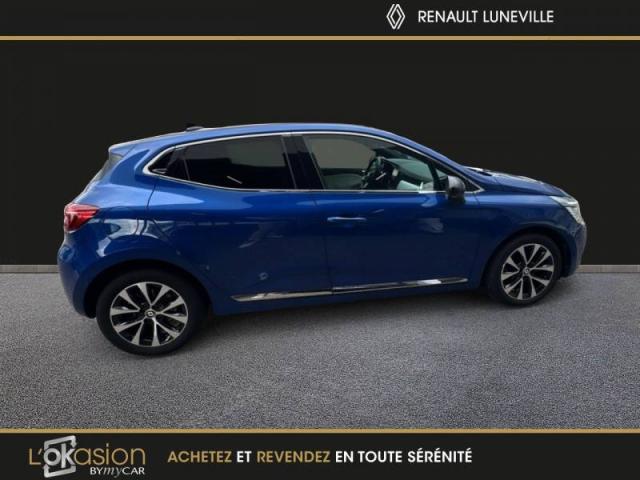 Renault Clio image 8