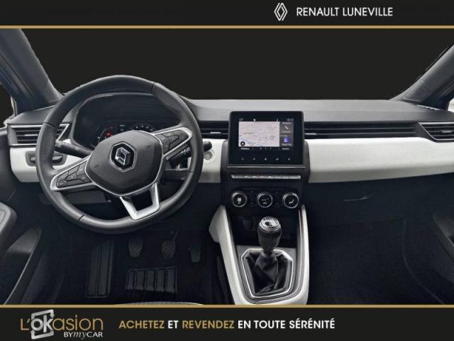 Renault Clio image 9