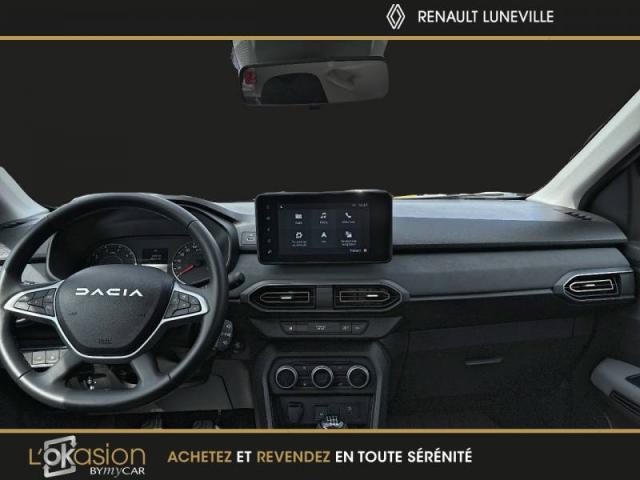 Dacia Sandero image 8