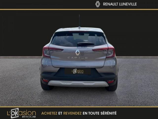 Renault Captur image 8