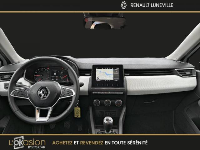 Renault Clio image 8