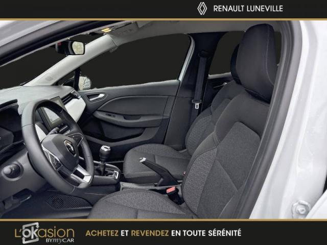 Renault Clio image 9