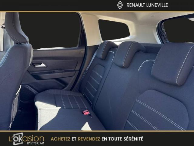 Dacia Duster image 9