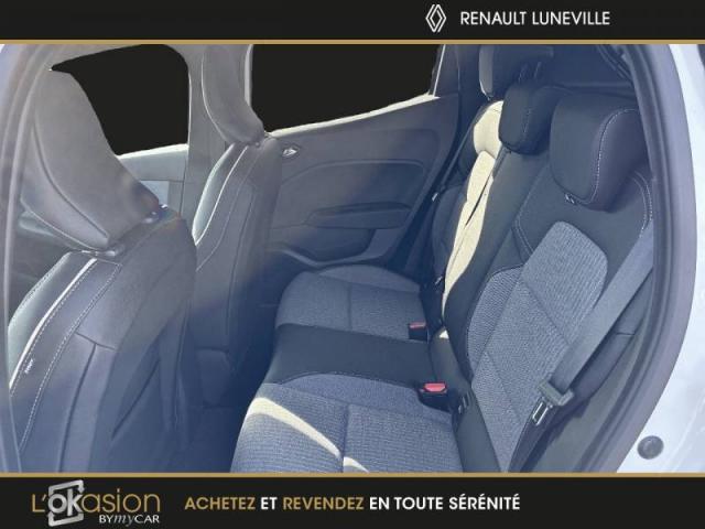 Renault Clio image 1