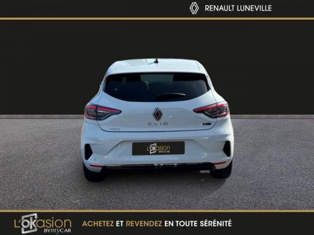 Renault Clio image 2