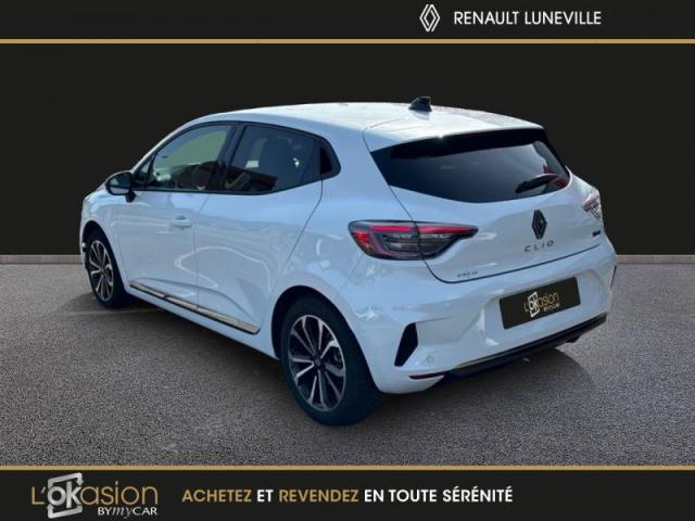 Renault Clio image 8