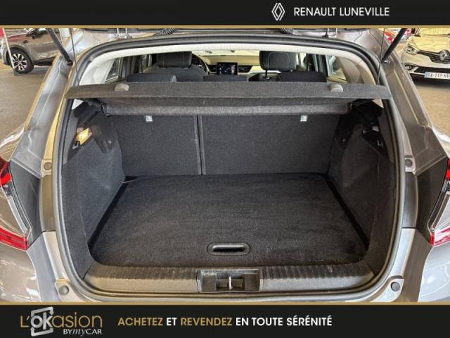Renault Captur image 8