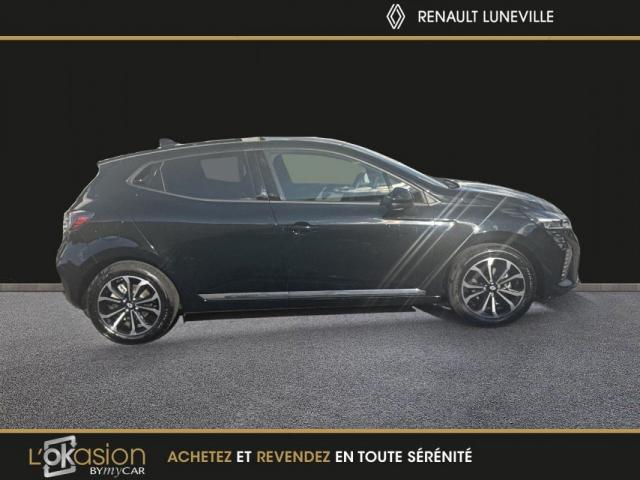 Renault Clio image 9