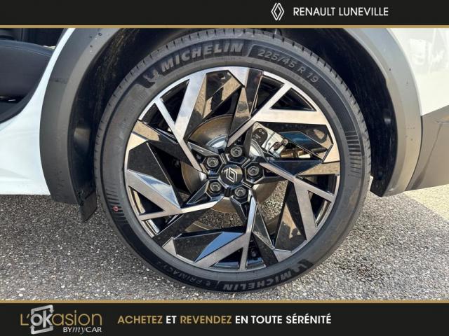 Renault Symbioz image 2