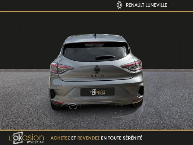 Renault Clio image 2