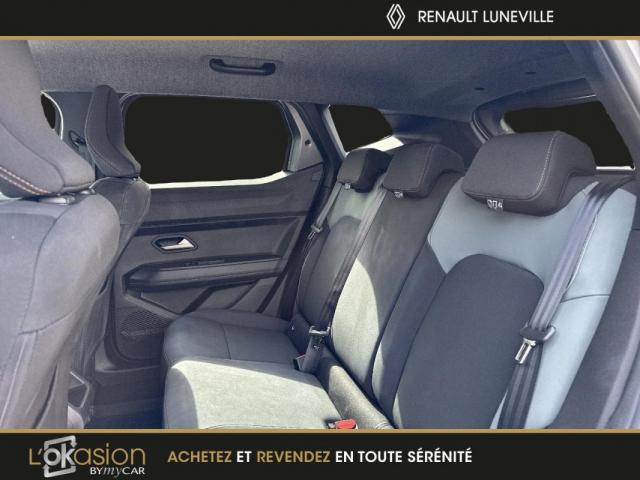 Dacia Duster image 6