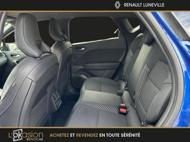 Renault Captur image 6