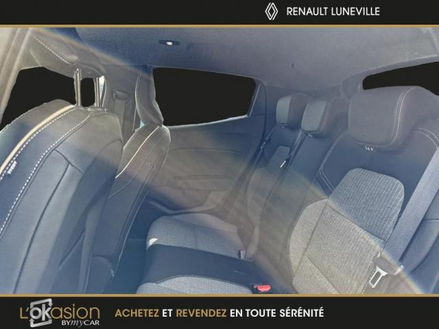 Renault Clio image 2