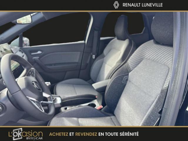 Renault Captur image 2