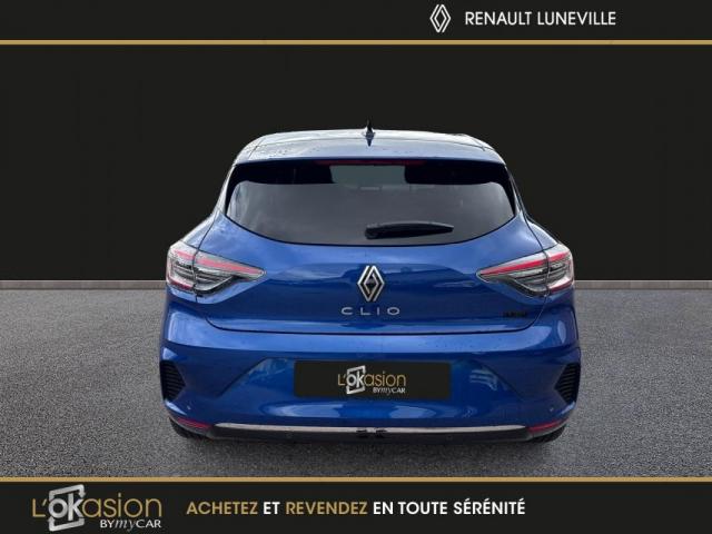 Renault Clio image 2