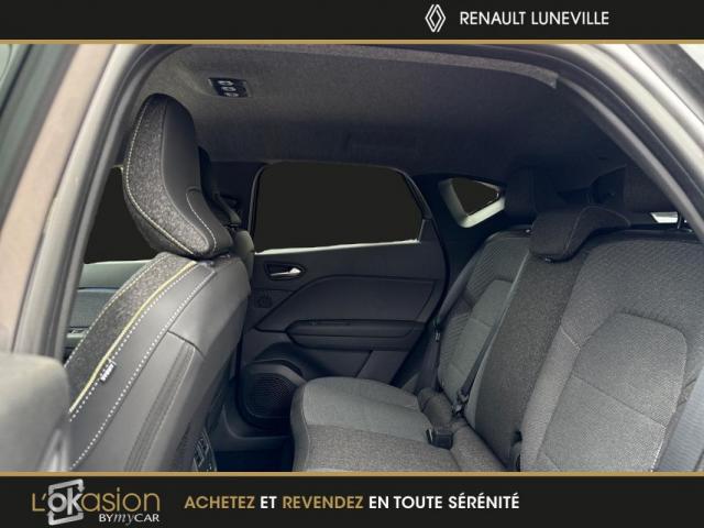 Renault Captur image 6