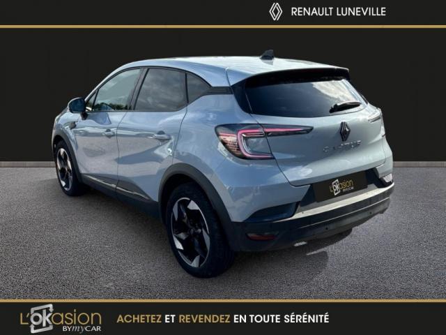 Renault Captur image 9