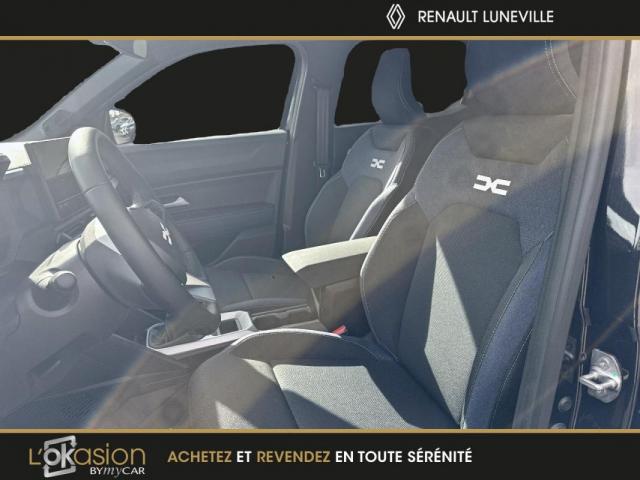 Dacia Duster image 9