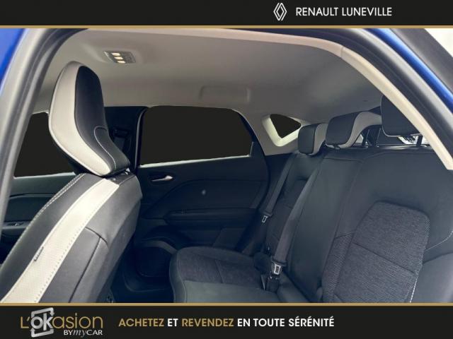 Renault Captur image 1