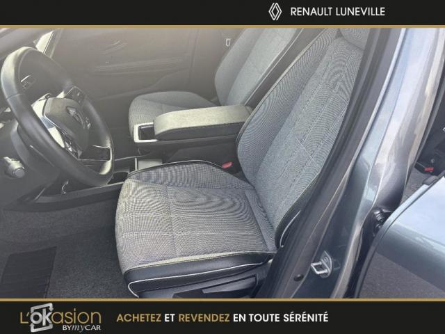 Renault Mégane E-Tech image 1