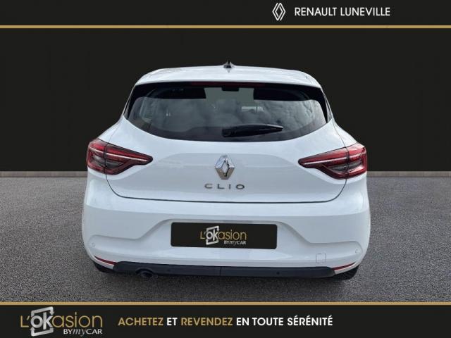 Renault Clio image 9