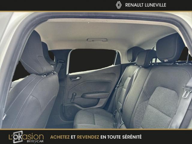 Renault Clio image 8