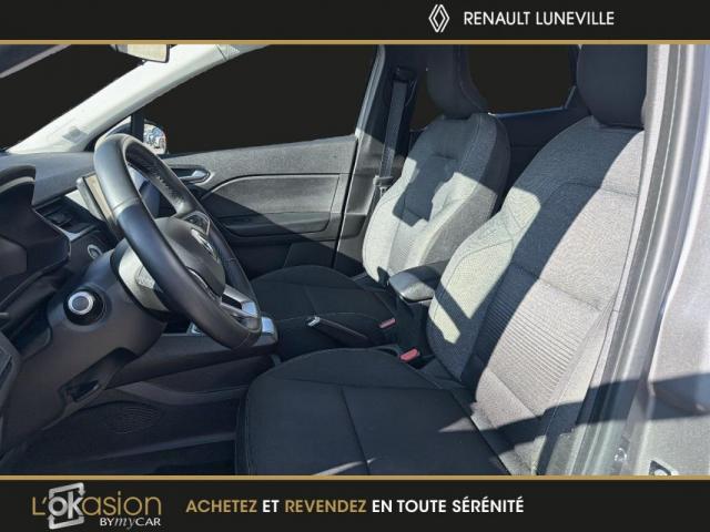 Renault Captur image 6