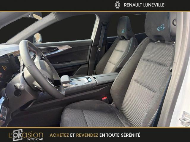 Renault Austral image 9