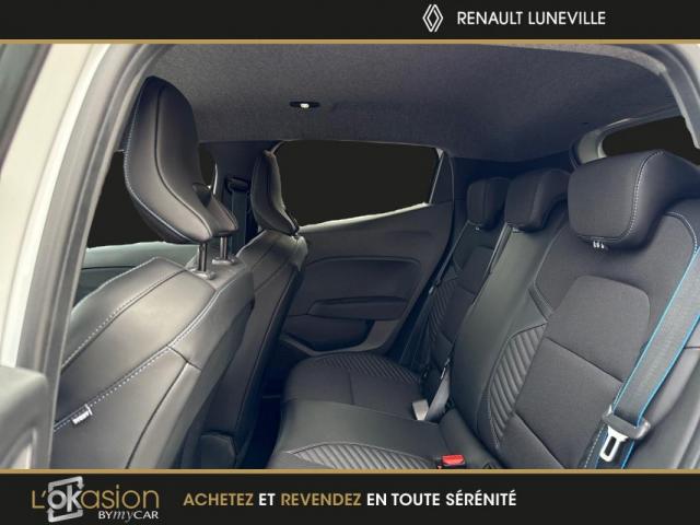Renault Clio image 2