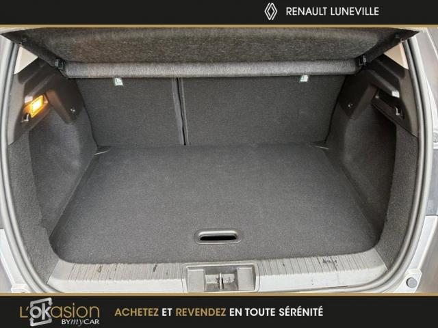 Renault Captur image 2