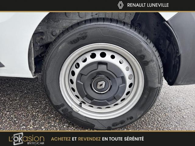 Renault Express Van image 6