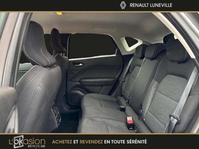 Renault Captur image 9