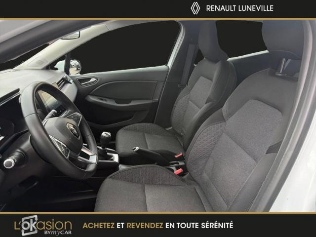 Renault Clio image 8