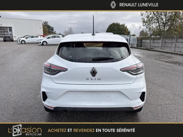 Renault Clio image 2