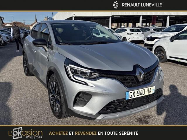 Renault Captur image 2