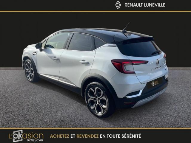 Renault Captur image 8