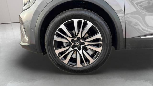 Renault Captur image 2