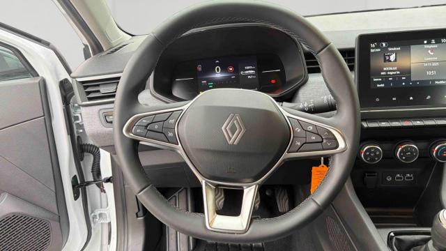 Renault Clio image 8