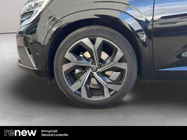 Renault Austral image 9