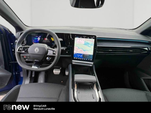 Renault Austral image 9