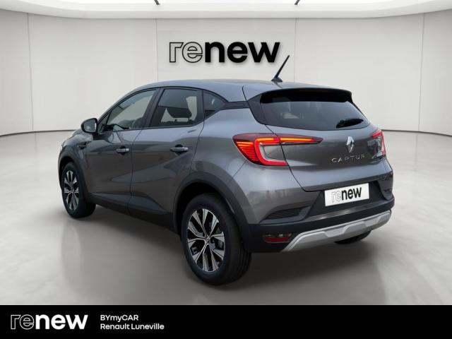 Renault Captur image 8