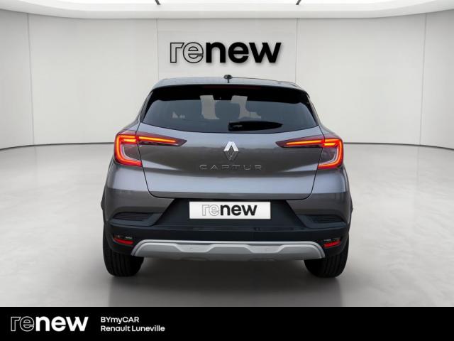 Renault Captur image 6