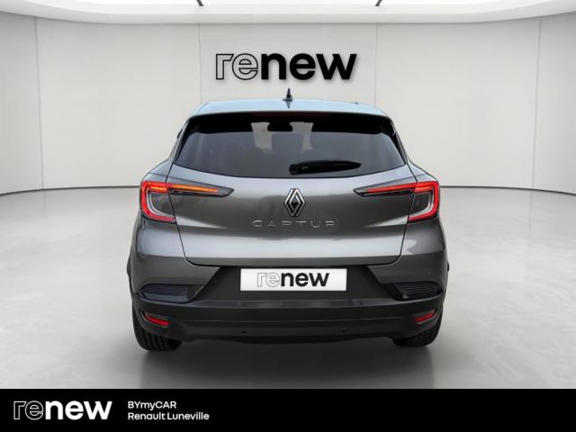Renault Captur image 9