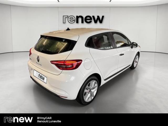 Renault Clio image 8