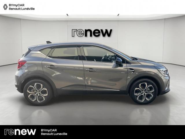 Renault Captur image 8