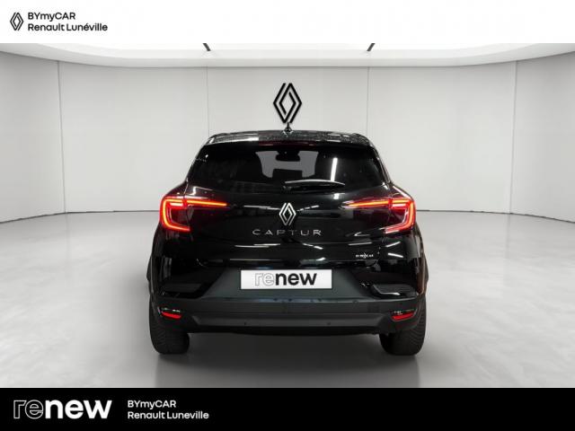 Renault Captur image 2