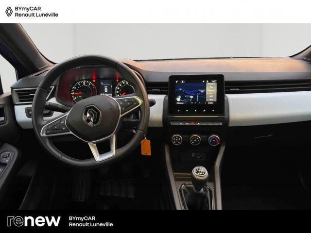 Renault Clio image 6